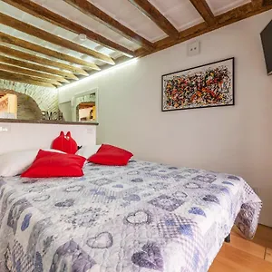 Largo Di Torre Argentina Cozy Apartment