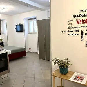 Maison Latina Apartment