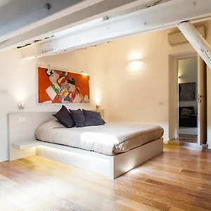 Spanish Steps Luxury Penthouse Apartment